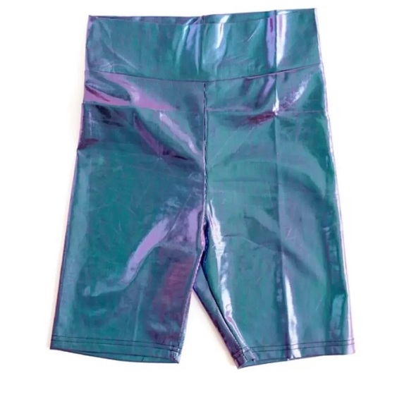 BIKER BABE SHORTS 2.0 * METALLIC PURPLE - Picture 2 of 5